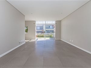 2 Bed House in Somerset Lakes