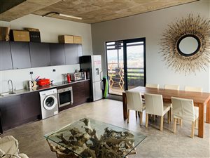 2 Bed Apartment in Doornfontein