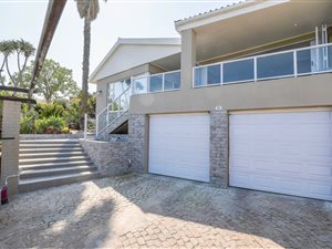 4 Bed House in The Links
