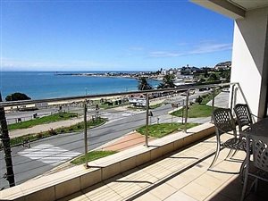 2 Bed Apartment in Mossel Bay Central