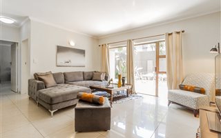 2 Bedroom Apartment in Lakefield