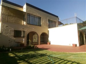 5 Bed House in Vanderbijlpark CE1
