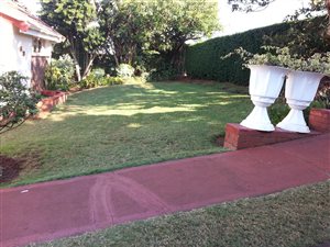 5 Bed House in Glenmore