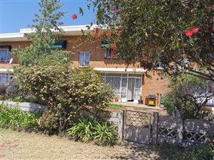 2 Bed Townhouse in Parkdene
