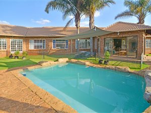 1.2 ha Farm in Benoni CBD