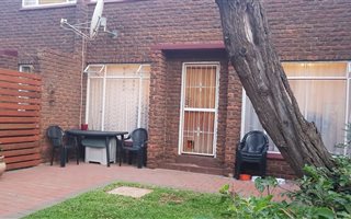 3 Bedroom Townhouse in Wonderboom