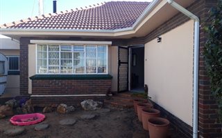 3 Bedroom House in Sunnyridge