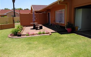 3 Bedroom House in Sonlandpark