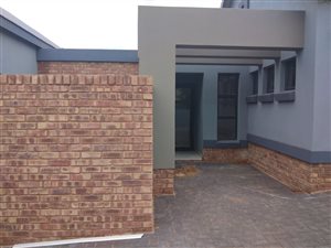3 Bed House in Kameeldrift East