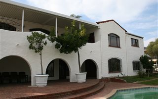 4 Bedroom House in Plattekloof