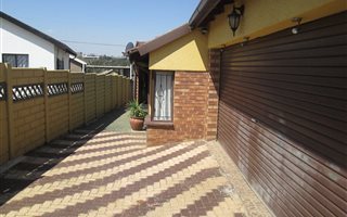 3 Bedroom House in Riverlea