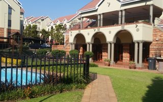 1 Bedroom Townhouse in Bryanston