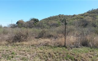 9.5 ha Land available in Bon Accord