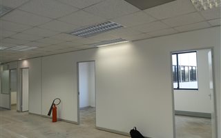 351 m² Commercial space in New Town Centre (Gateway)