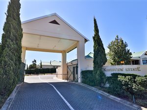 3 Bed Townhouse in Oatlands North
