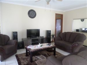 3 Bed House in Elsburg