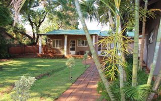 6 Bedroom House in Chroom Park