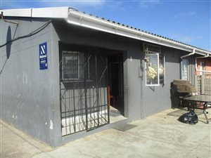 3 Bed House in Austerville