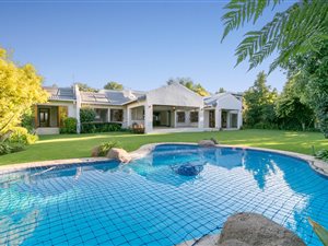 4 Bedroom House in Fourways Gardens