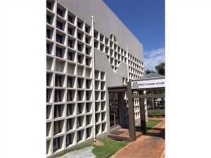 432 m² Retail Space in Bedfordview