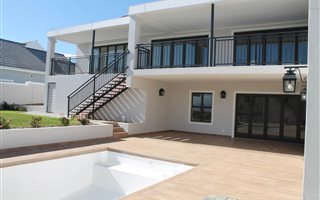 4 Bedroom House in Zevenwacht Country Estate