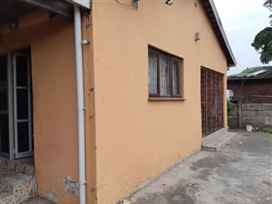 4 Bed House in Clairwood