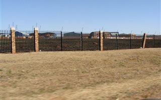 Commercial space in Clayville East