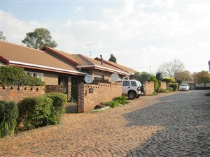 3 Bed Townhouse in Mayfield Park