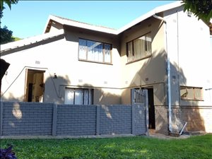 4 Bed House in Grantham Park