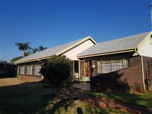 4 Bed House in Garsfontein