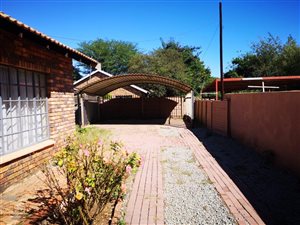 3 Bed House in Wolmer