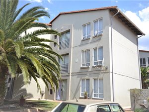 2 Bed Townhouse in Verwoerdpark