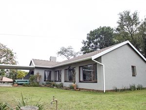 3 Bed House in Waterfall