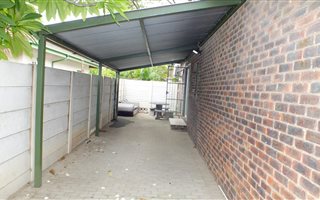 0.5 Bedroom Garden Cottage in Phalaborwa