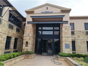 211 m² Commercial space in Sandown