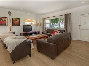 3 Bed House in Briza