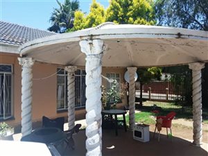 3 Bed House in East Lynne