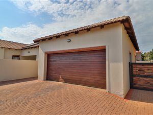 3 Bed House in Annlin