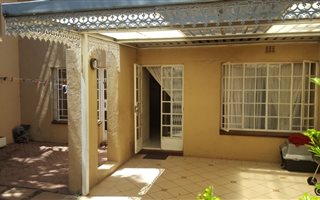 3 Bedroom Apartment in Epsom Downs