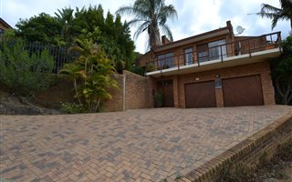 4 Bedroom House in Paarl Central West