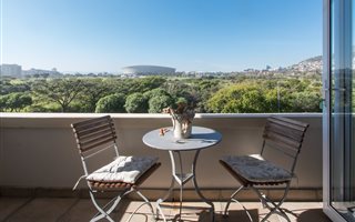 1 Bedroom Apartment in Mouille Point