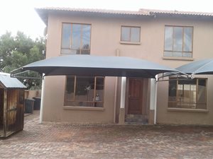2 Bed Apartment in Rensburg