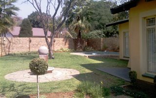 4 Bedroom House in Protea Park