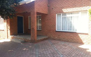 3 Bedroom Townhouse in Rustenburg Central