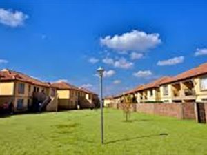 2 Bed Townhouse in Parkrand