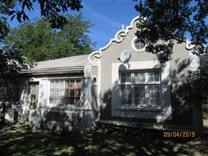 5 Bed House in Bedford