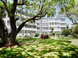 3 Bed Apartment in Illovo