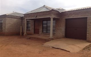 3 Bedroom House in Evaton