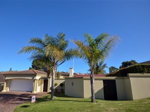 3 Bed House in Seaside Longships