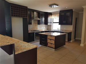 4 Bed House in Hemel en Aarde